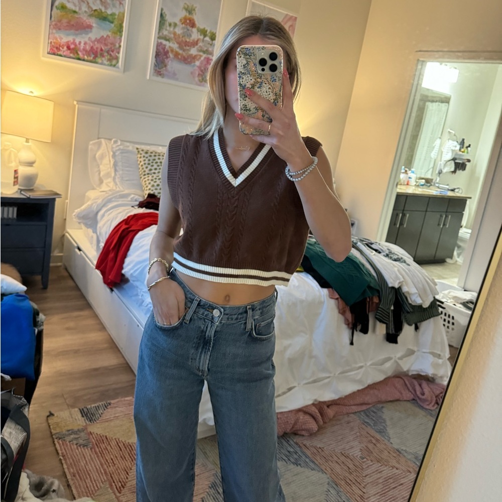 Aritzia Sunday Best Winston Sweater Vest